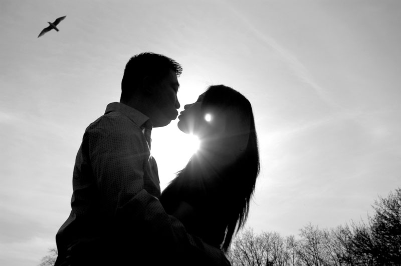 silhouette1bw_web